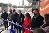 Slavnostní otevření nové zastávky Praha-Eden za účasti ministra dopravy Karla Havlíčka a generálního ředitele Správy železnic Jiřího Svobody.
