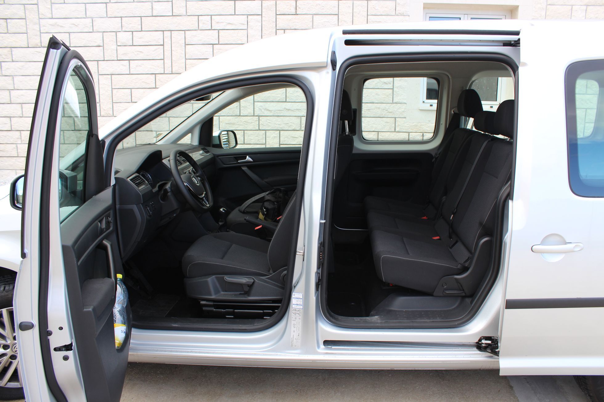 VW Caddy Maxi - dveře