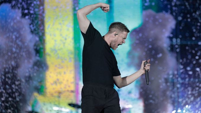 Kapelu Imagine Dragons vede zpěvák a bubeník Dan Reynolds.