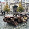 Ohořelé vraky z Ukrajiny instalace Signal Velčovský
