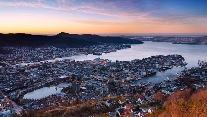 Město Bergen, Norsko.
