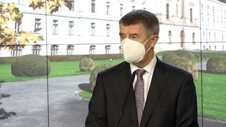 Prymula v restauraci bez roušky: Chci, aby rezignoval. Jinak ho odvolám, říká Babiš