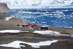 Vědci našli v Antarktidě tisíce let staré stopy života