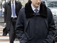 Islandští vyjednavač o půjčce Sigurdur Sturla Palsson odchází s kolegy z ruského ministerstva financí