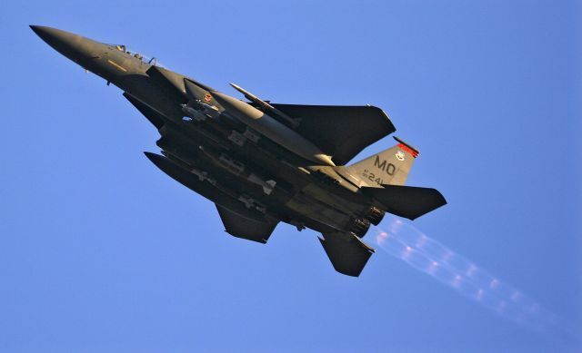 Letadlo F-15.