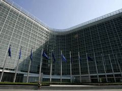 Brusel chce více utrácet, členské země jsou proti. Na snímku sídlo Evropské komise.