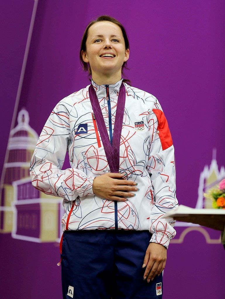 Česká střelkyně Adéla Sýkorová, nehty na olympijských hrách v Londýně 2012