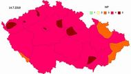 Mapa hrozby požárů ze 14.7. Čím tmavší barva, tím větší riziko.
