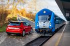 Vyplatí se pořád jezdit vlakem? Spočítali jsme srovnání s autem, často je volba jasná