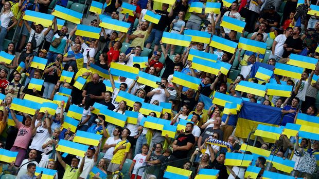 Modro-žlutá Letná. Ukrajinci v Praze odehrají zápas kvalifikace Eura