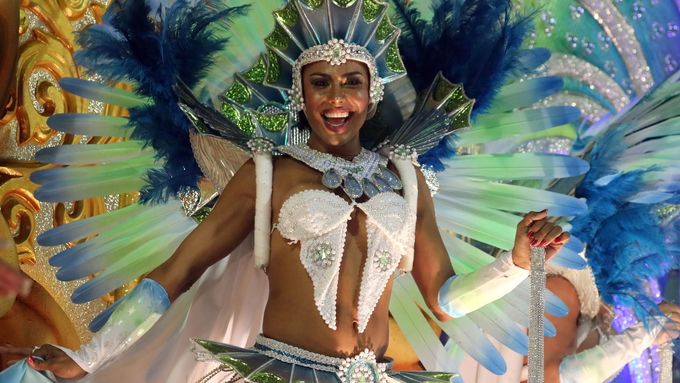 Krásky v kostýmech dotančily. Tradiční karneval v Riu po 109 letech neproběhne