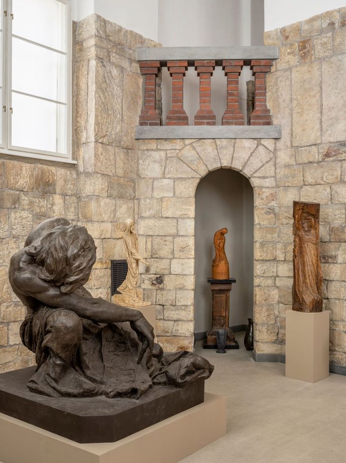 Interiér Bílkovy vily po rekonstrukci dokončené v roce 2022.