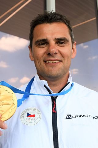David Kostelecký se zlatou medailí z Evropských her 2019.