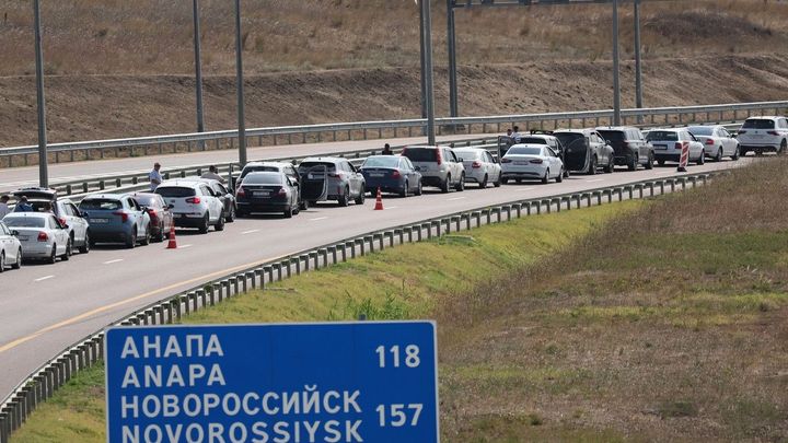 Kremlu došly nápady. Vjezd na Krymský most komplikuje způsobem, který nikdo nechápe