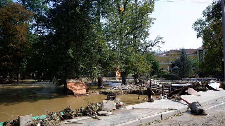 Meteorologové zmírnili výstrahu před vzedmutými toky, i na jihu Čech klesají; Zdroj foto: Tomáš Klézl