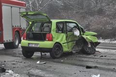 V části Česka sníh komplikuje dopravu. V Moravskoslezském kraji řešila policie zvýšený počet nehod