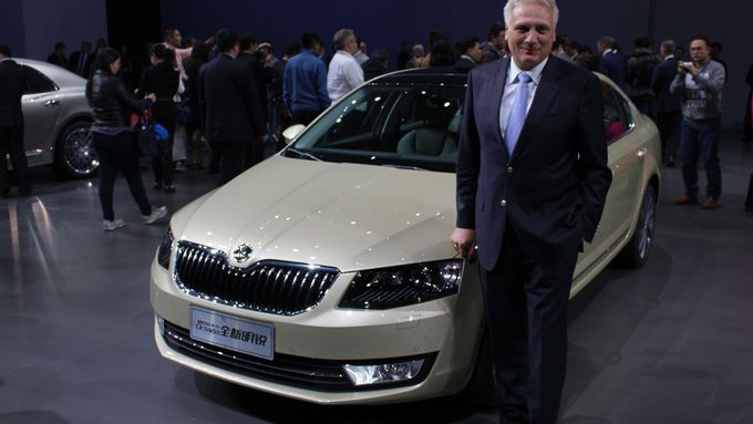 Předseda představenstva Škoda auto Winfried Vahland při premiéře octavie v Pekingu