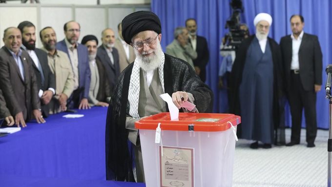 Alí Chameneí.