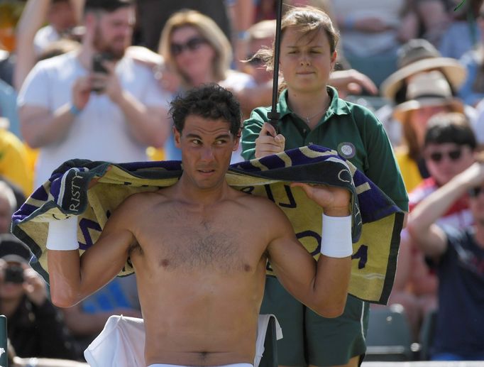 Rafael Nadal během Wimbledonu 2017