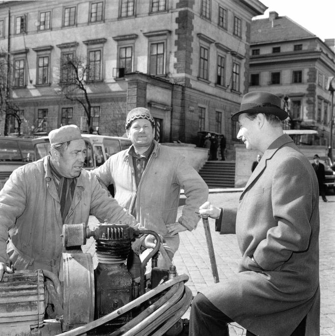 Alexandr Dubček co by vysoce postavený funkcionář KSČ (před srpnem 1968). Fotografie ze života Alexandra Dubčeka