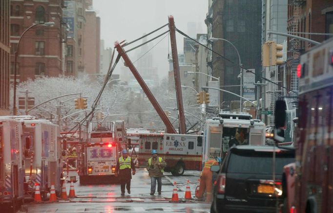 Pád jeřábu v New Yorku