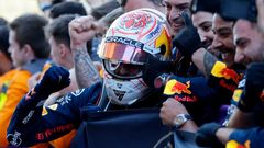 Max Verstappen z Red Bullu slaví vítězství ve VC Japonska F1 2023