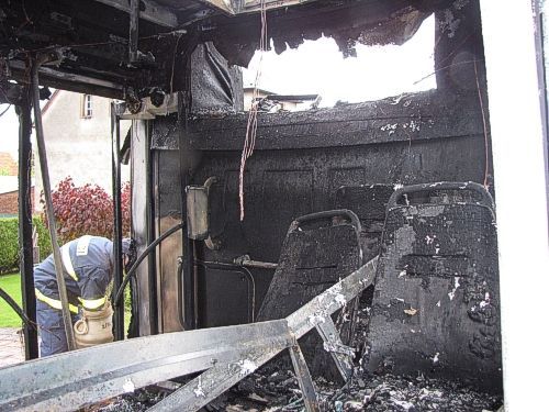 Požár městského autobusu v Ostravě - Hošťálkovicích