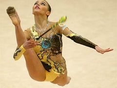 Veleúspěšná ruská reprezentantka v moderní gymnastice Alina Kabajevová