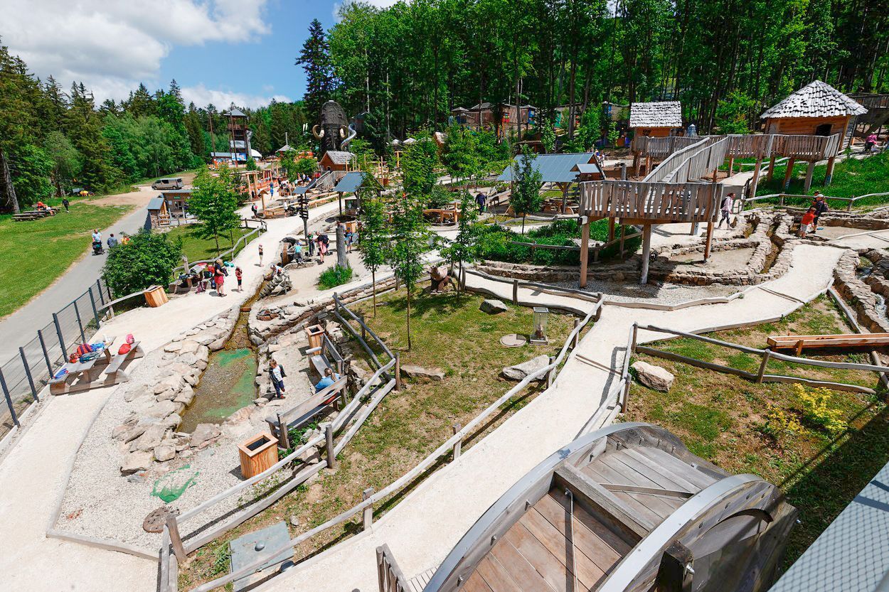 Dolní Morava, Resort Dolní Morava, overturismus, turismus, cestovní ruch, Morava, Česko, Domácí