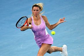 Známou Italku oblékla maminka, Krejčíková se drží proužků