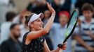 Markéta Vondroušová slaví výhru ve čtvrtfinále French Open 2019