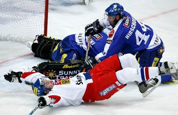 Česko - Finsko: Skuhravý