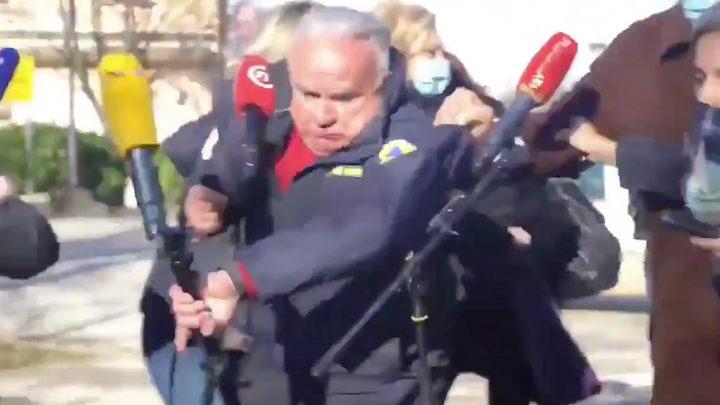 Lidé padali v živém vysílání. Kamery zachytily chaos při zemětřesení v Chorvatsku