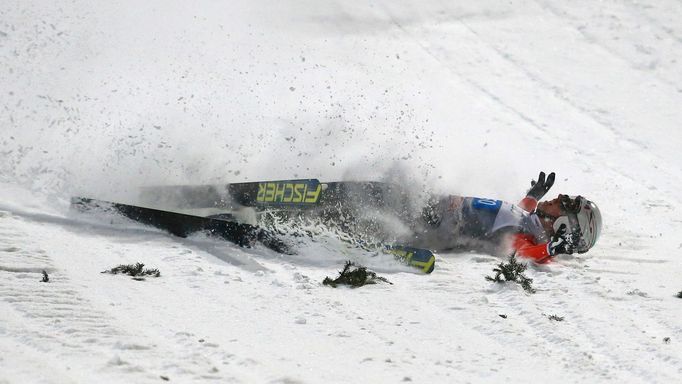 Turné 4M, Oberstdorf: pád Simona Ammanna