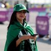 Fanynka Saúdské Arábie před zápasem s Argentinou na MS 2022