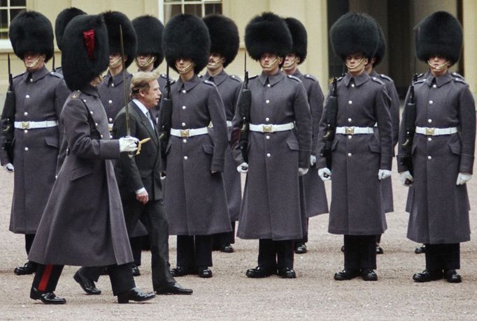 Fotografie z výstavy "Prezident Václav Havel; Fotografie 1988 - 2011", kterou pořádá Česká tisková kancelář.