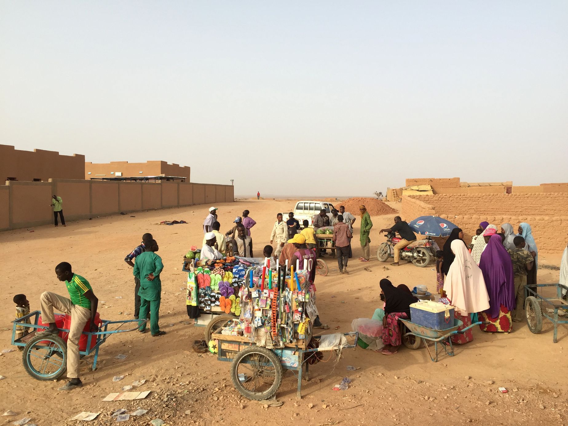 Migranti v saharském Nigeru
