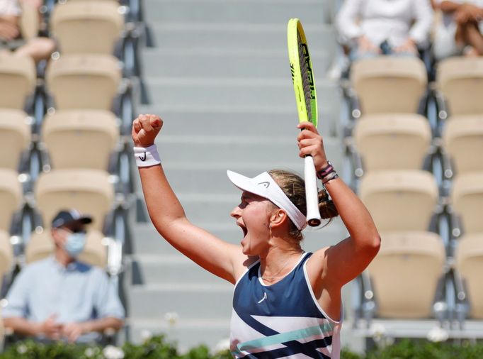 Barbora Krejčíková v osmifinále French Open 2021