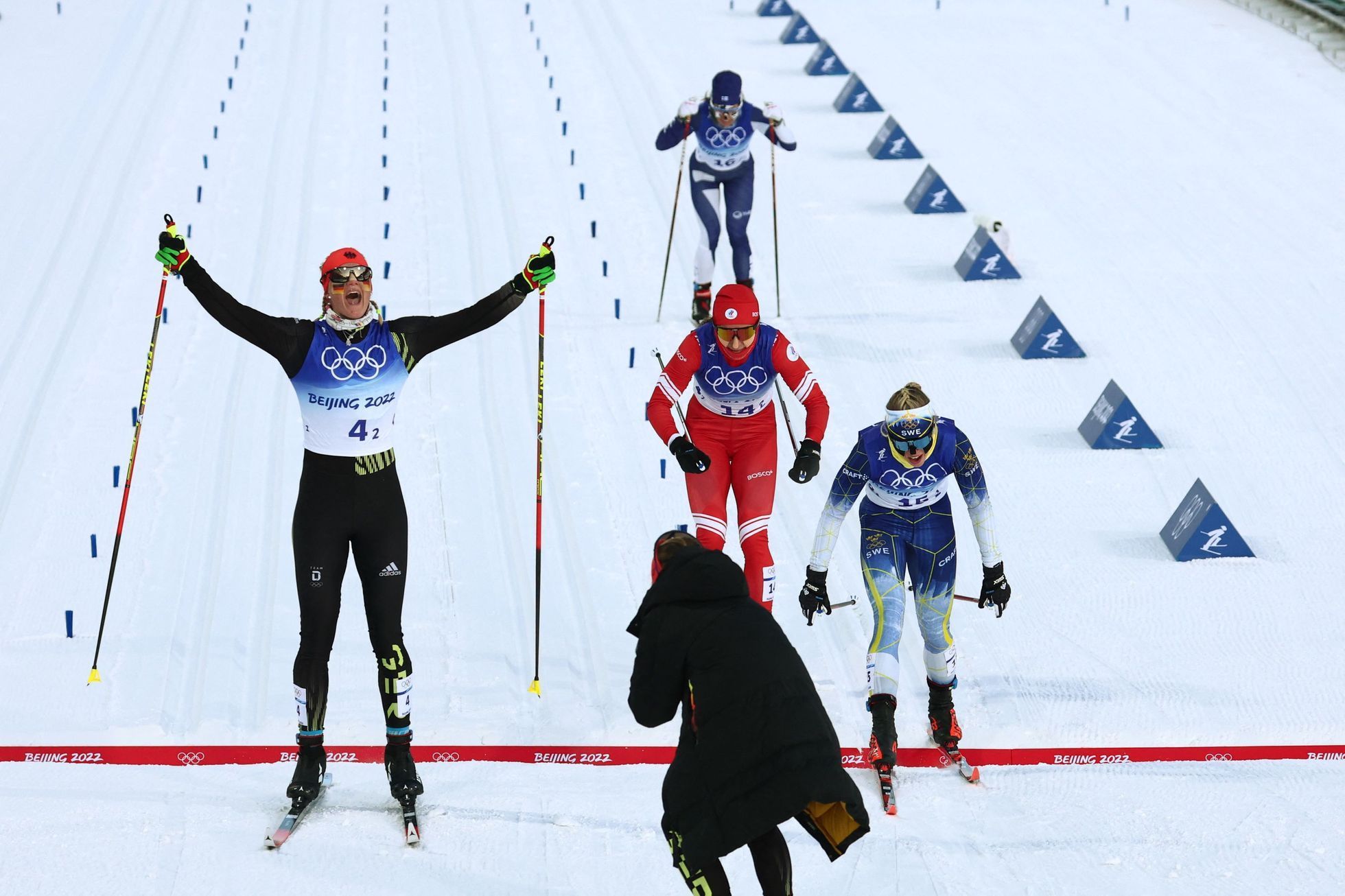 Командный спринт мужчины. Лыжные гонки командный спринт. Лыжные гонки Пекин 2022.