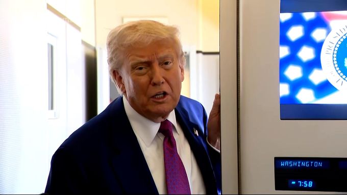 Donald Trump o úrovni ruské delegace v Turecku.