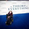 Zemřel Stephen William Hawking, 14. březen 2018.
