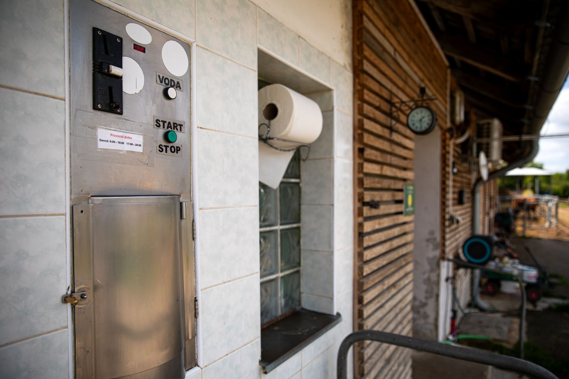 farma, farma Stehlík, krávy, příroda, byznys, statek, vesnice