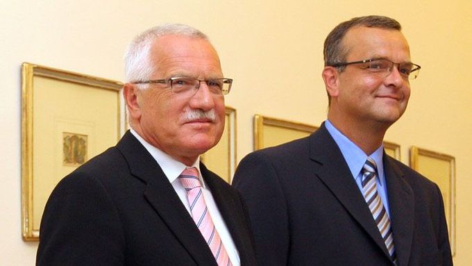 V jedenáct hodin přijal prezident Klaus předsedu KDU-ČSL Kalouska.
