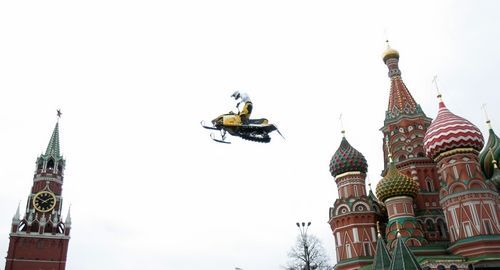 Americký kaskadér na Rudém náměstí