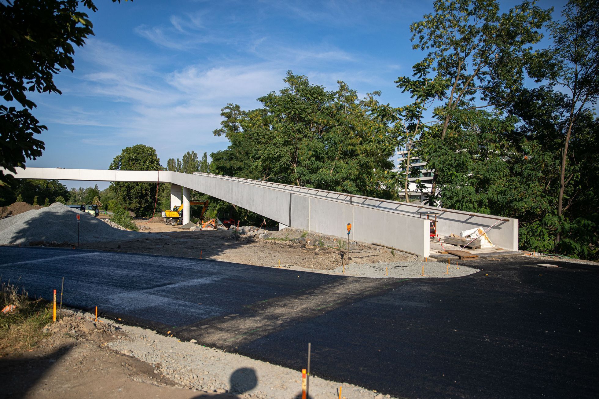 Lávka Holešovice – Karlín, architekt Petr Tej