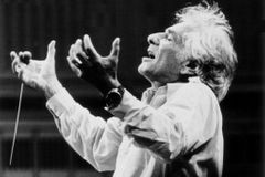 Pražští symfonici složí poctu Leonardu Bernsteinovi. Koncert bude dirigovat jeho žák Elli Jaffe