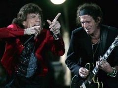 Mick Jagger a Keith Richards na evropském turné skupiny Rolling Stones