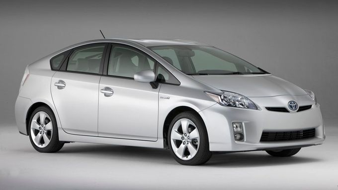Podobný hybridní systém, jaký funguje v Toyotě Prius, bude využívat i Mazda