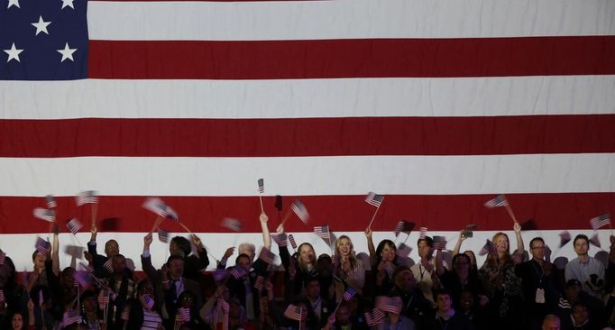 Pohled na příznivce Baracka Obamy v Chicagu.