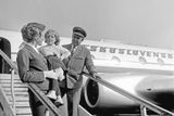 Československé aerolinie vstoupily roku 1957 do proudového věku, když na pravidelné lince Praha-Moskva uvedly do provozu letadlo Tu-104. Tento typ u ČSA létal do roku 1973.